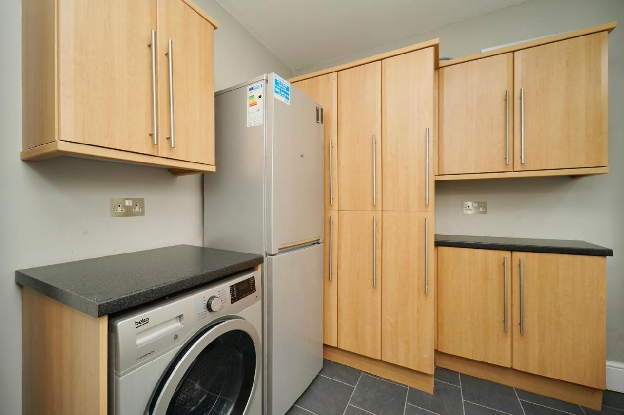 Stunning 5 Bed House In Chapel Allerton, Sleeps 9 Leeds  Exterior photo
