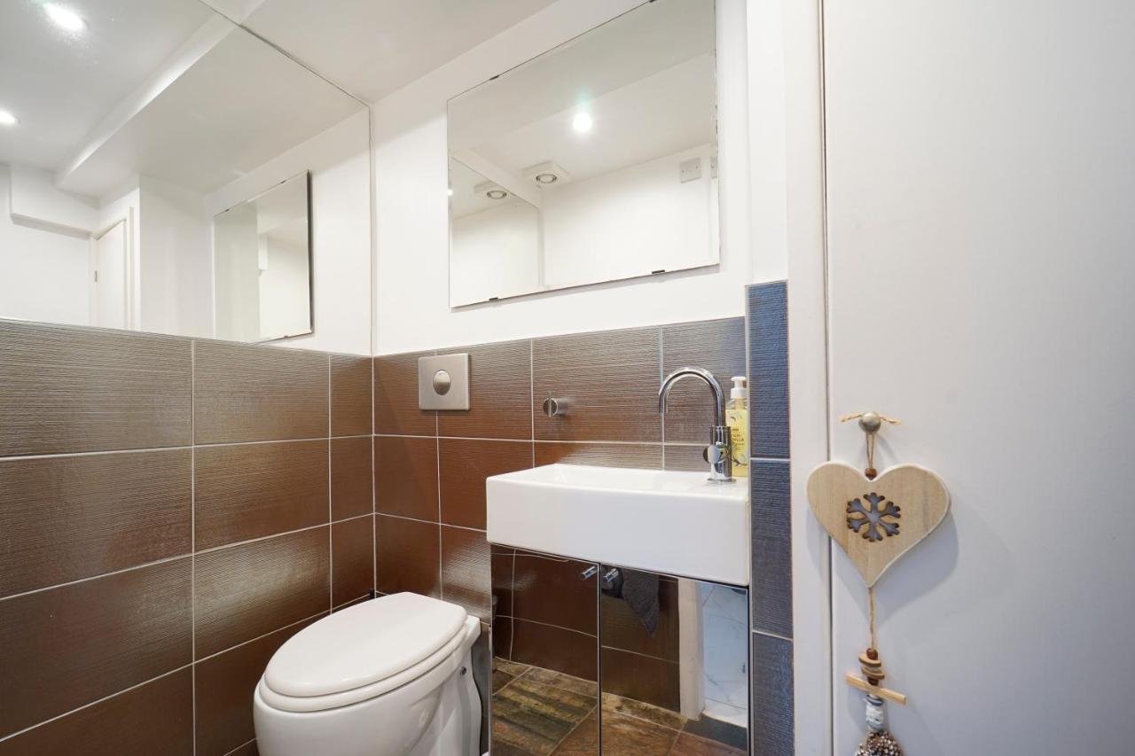 Stunning 5 Bed House In Chapel Allerton, Sleeps 9 Leeds  Exterior photo